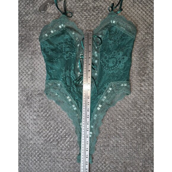 Victoria’s Secret Gold Label Teddy Lace Lingerie Bodysuit Green Vintage 90s Y2k - Picture 8 of 11